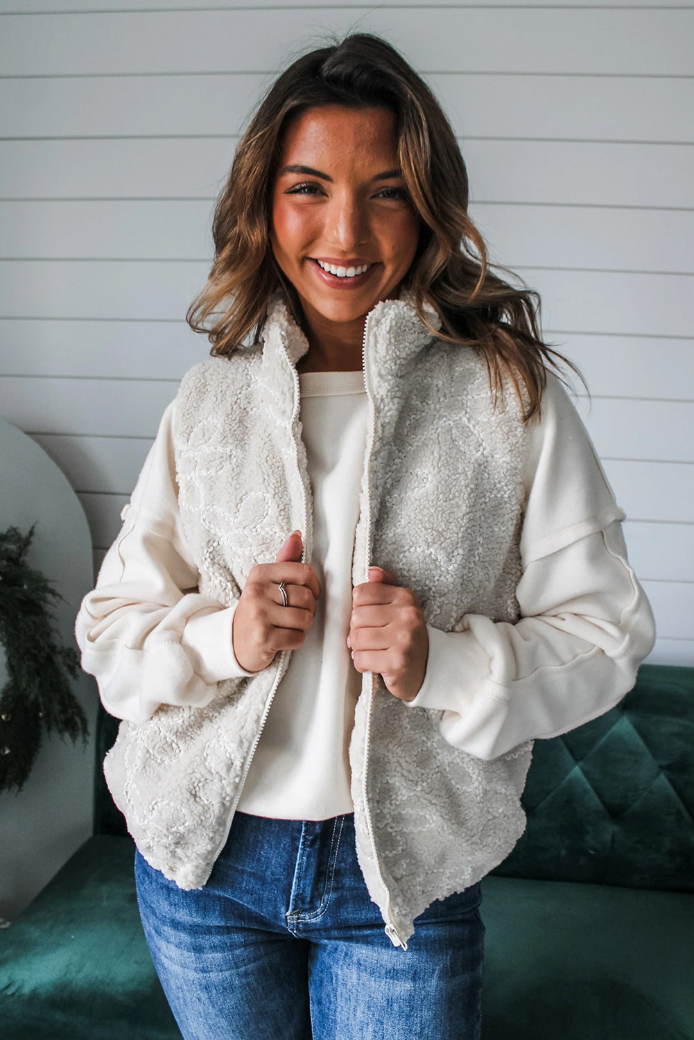 White Exposed Seam Chest Pocket Knit Pullover Sweatshirt